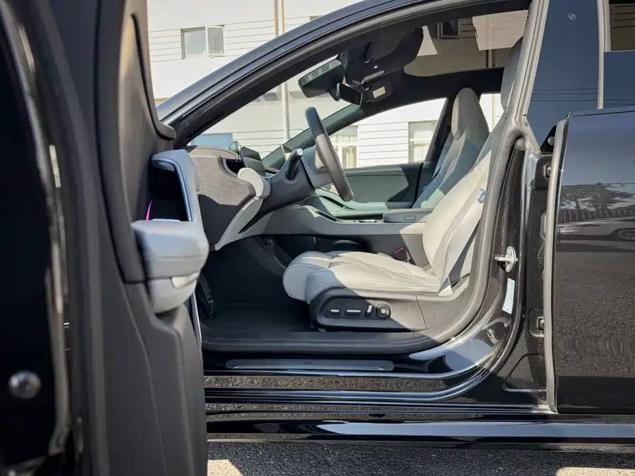 900x675_0_q87_c42_autohomecar__ChtpWGlLdpWAcrTJAAebzkGzLxU822.jpg.webp Used NIO ET5T 2025 75kWh Touring