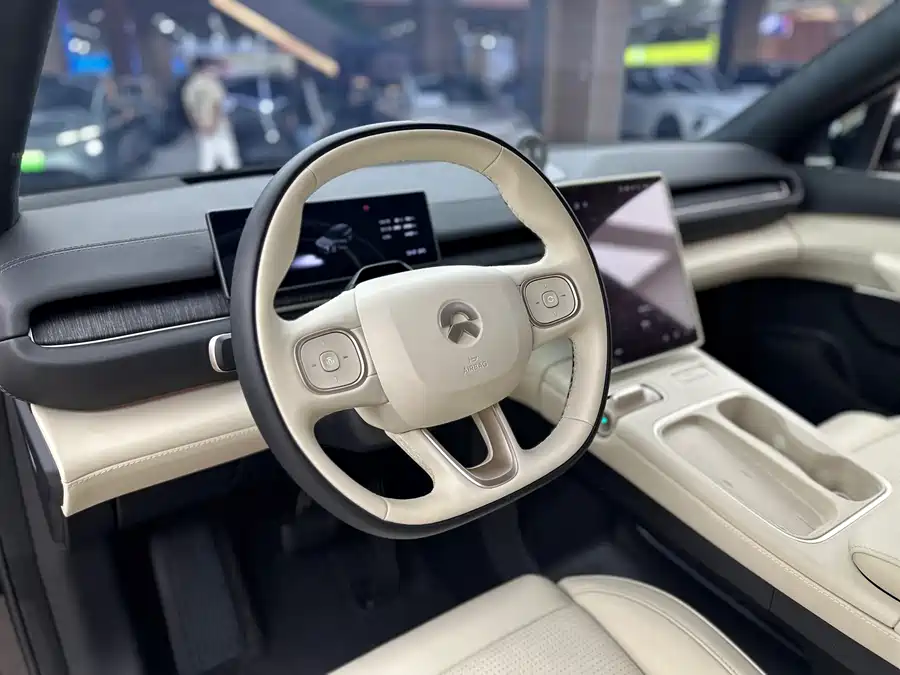 Used NIO ES6 2024 model 75kWh