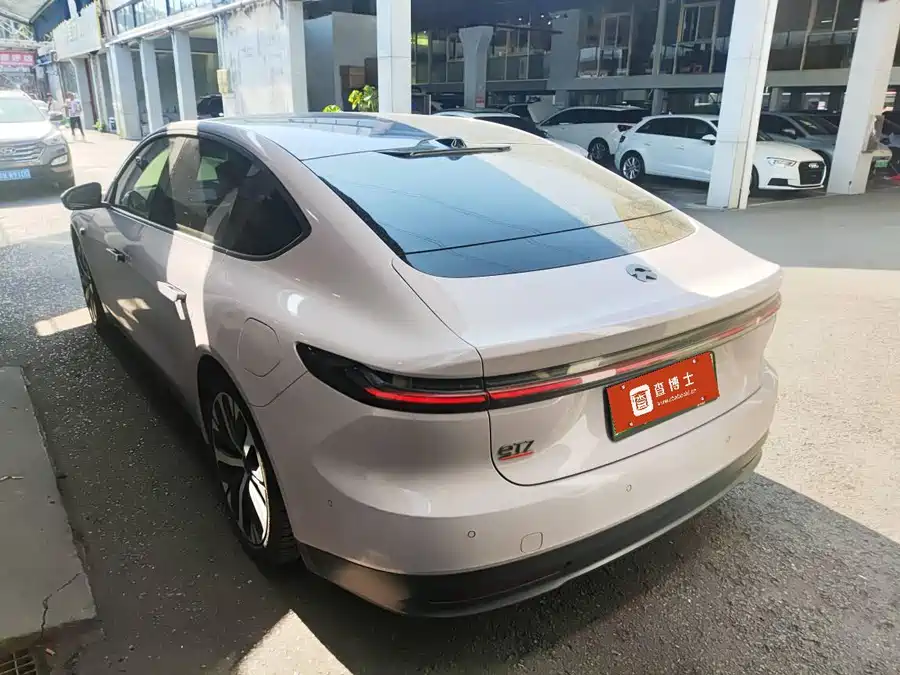 900x675_0_q87_c42_autohomecar__ChtpWGlM6HiAQX8aAAO9YieAQlE375.jpg.webp Used NIO ET7 2022 model 100kWh first edition