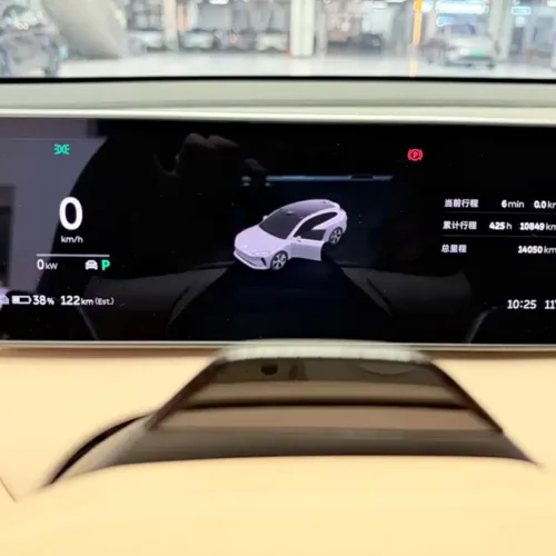 900x675_0_q87_c42_autohomecar__ChtpWGlM6oeAQ3d9AATQEkadCPE734.jpg.webp Used NIO ET5T 2024 model 75kWh Touring