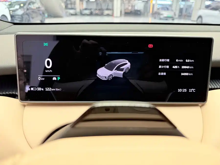 900x675_0_q87_c42_autohomecar__ChtpWGlM6oeAQ3d9AATQEkadCPE734.jpg.webp Used NIO ET5T 2024 model 75kWh Touring