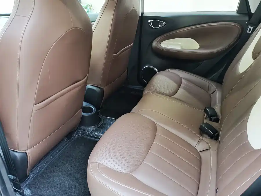 900x675_0_q87_c42_autohomecar__ChtpWGlN9wqASOBoAAgZNFgbl6U999.jpg.webp Used Wuling Bingo 2023 model 410km Lingxi exclusive model