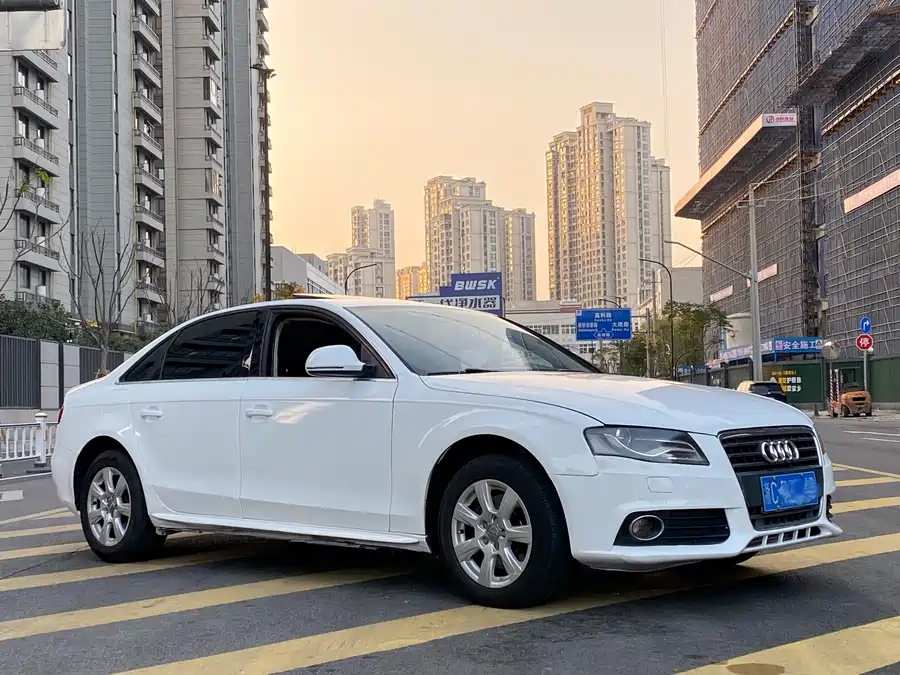 Used Audi A4L 2012 2.0 TFSI automatic luxury model