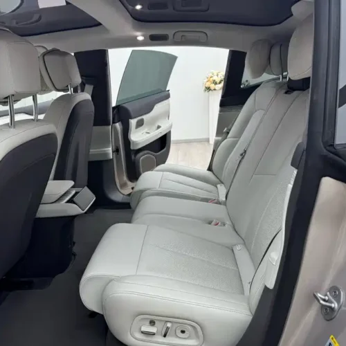 900x675_0_q87_c42_autohomecar__ChtpWGlN_SiAbGEMAAZIqU5AFDI671.jpg.webp Used NIO ET7 2024 75kWh Executive Edition