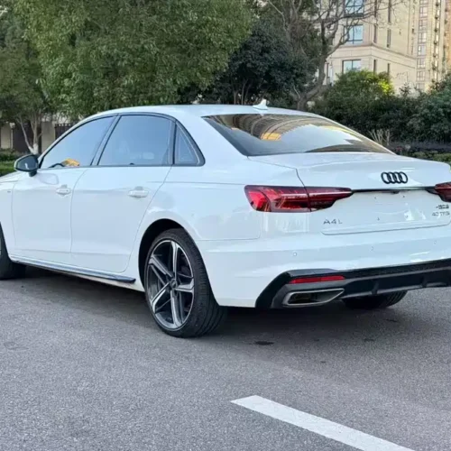 900x675_0_q87_c42_autohomecar__ChtpWGlPLRGAbnUSAAS7XOpgLSI187.jpg.webp Used Audi A4L 2024 40 TFSI luxury and dynamic model