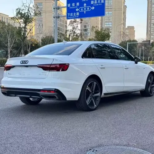 900x675_0_q87_c42_autohomecar__ChtpWGlPLRKAbX8-AAUq82uhdLk064.jpg.webp Used Audi A4L 2024 40 TFSI luxury and dynamic model