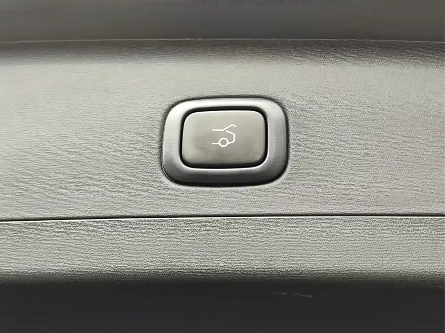 Used NIO ES6 2023 model 75kWh