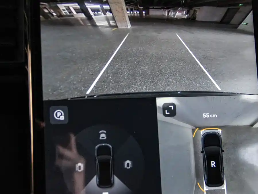 900x675_0_q87_c42_autohomecar__ChxoHmfZG2CAGDOEAAF9zL9FTl8405.jpg.webp Used NIO EC6 2020 440KM Performance Edition