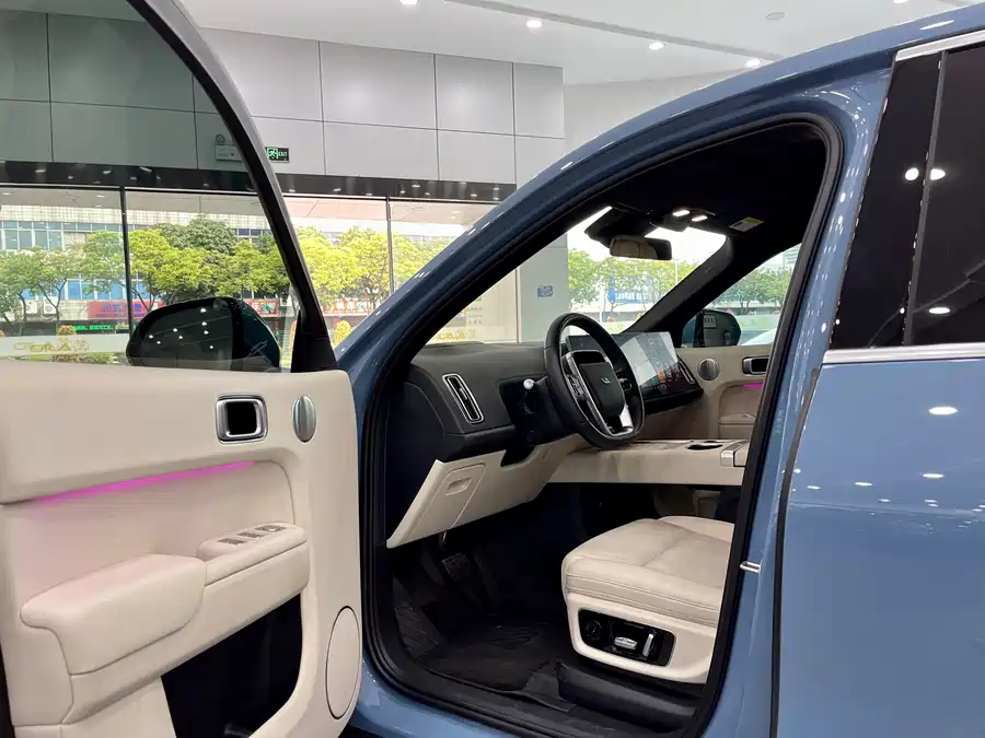 Used Li Auto L8 2023 Pro
