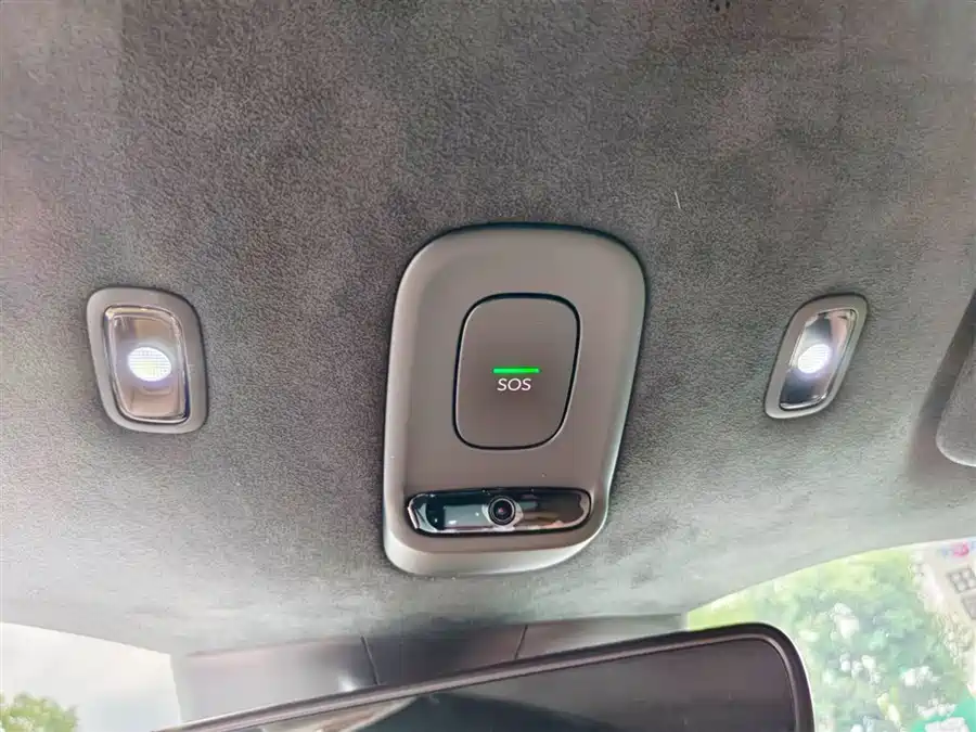 900x675_0_q87_c42_autohomecar__ChxpV2i2pEOAEfI0AAICBTnHRw0347.jpg.webp Used NIO EC6 2024 model 75kWh