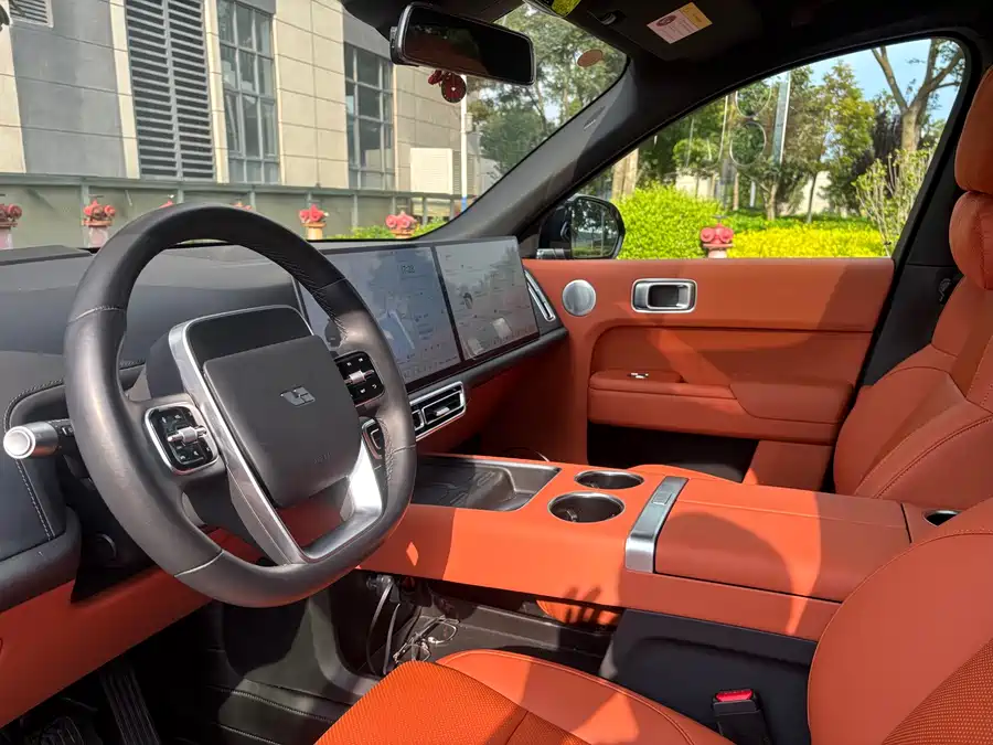 900x675_0_q87_c42_autohomecar__ChxpV2iS5eGAdjnZAAi3ROaZVNw745.jpg.webp Used Li Auto L9 2024 Ultra