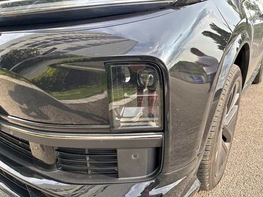 900x675_0_q87_c42_autohomecar__ChxpV2iS5emAR-YLAA20-lQe6dk032.jpg.webp Used Li Auto L9 2024 Ultra