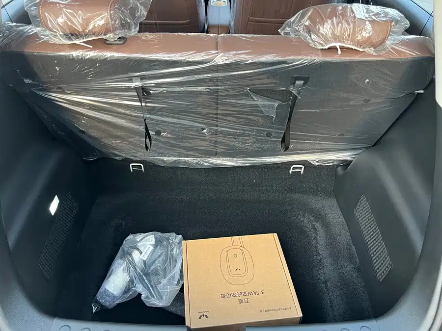 900x675_0_q87_c42_autohomecar__ChxpV2iqdAKACXrSAAuyuv-57Jo086.jpg.webp Used Wuling Bingo 2025 model 333km Yuexiang model