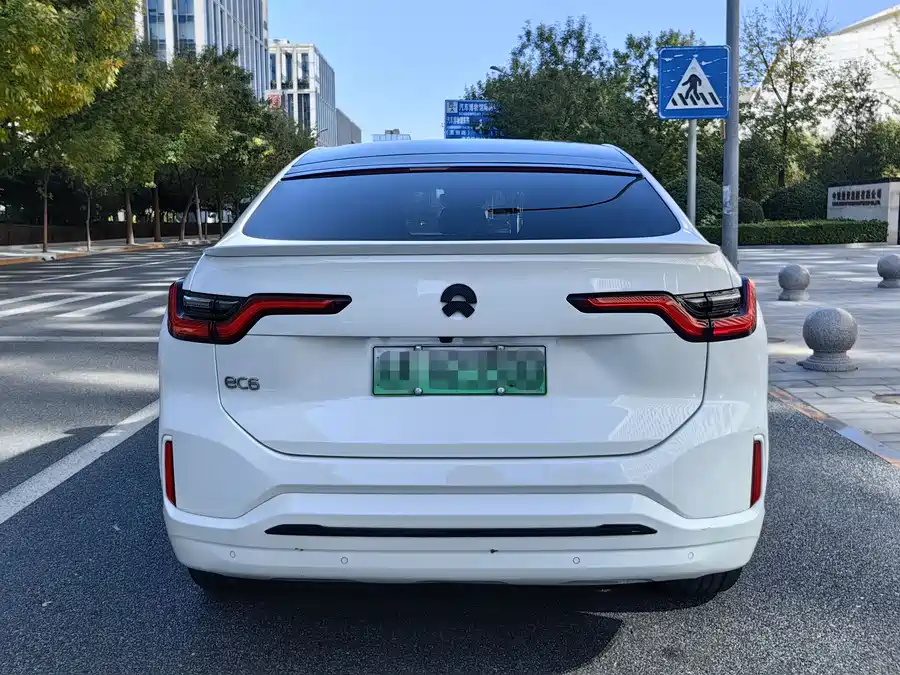 900x675_0_q87_c42_autohomecar__ChxpV2j0aBqAe83nAAfVF3TCHOQ566.jpg.webp Used NIO EC6 2020 440KM Performance Edition