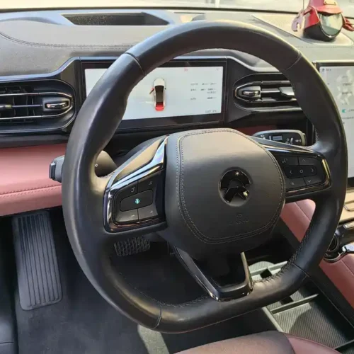 900x675_0_q87_c42_autohomecar__ChxpV2j0aCWAVtOuAAXU976V_5A377.jpg.webp Used NIO EC6 2020 440KM Performance Edition