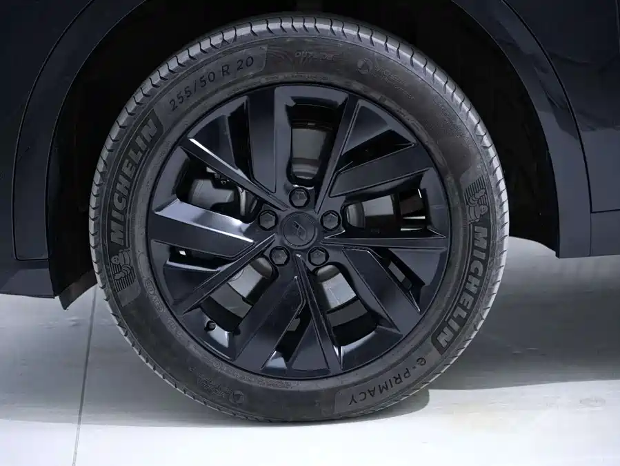 Used Li Auto L8 2023 Pro