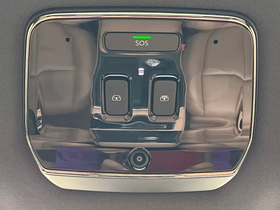 900x675_0_q87_c42_autohomecar__ChxpV2j9yW-Aawy3AAnT109kEoo404.jpg.webp Used NIO ES8 2020 580KM six-seater version