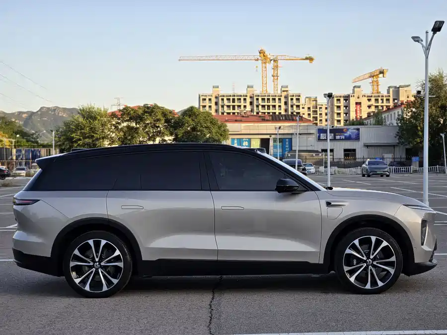 900x675_0_q87_c42_autohomecar__ChxpV2jmRtiAZpaEAAXVdXEUSeE837.jpg.webp Used NIO ES8 2024 model 75kWh