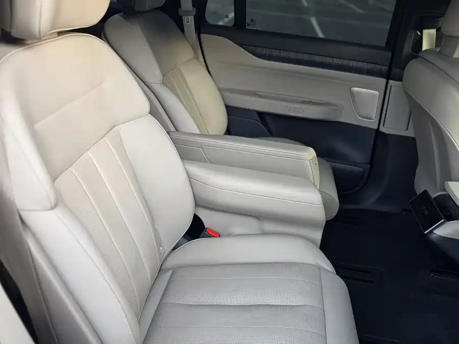 900x675_0_q87_c42_autohomecar__ChxpV2jmRtuAUfQ4AAOOxefxkaE967.jpg.webp Used NIO ES8 2024 model 75kWh