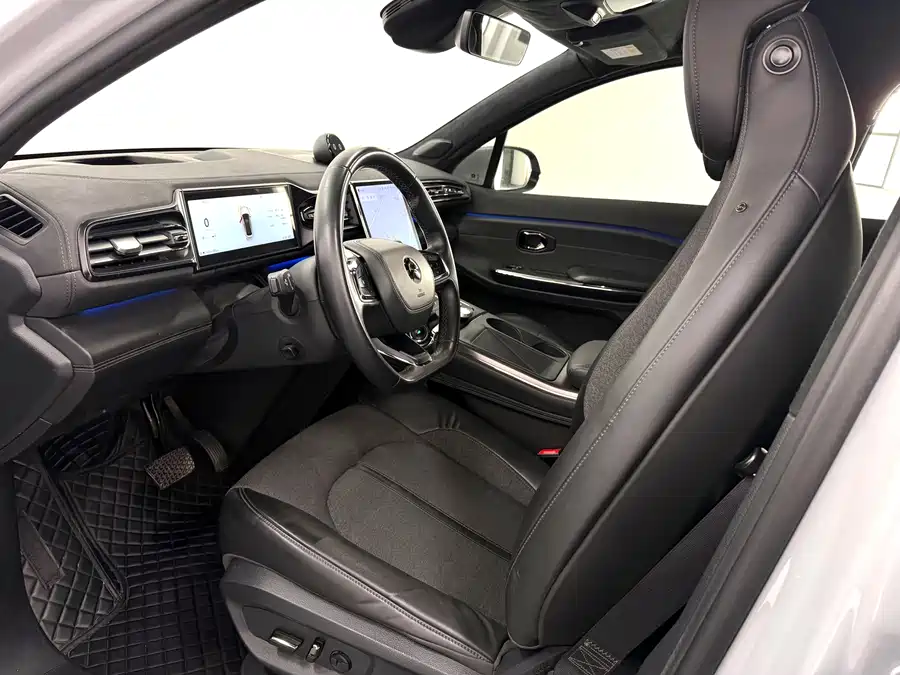 900x675_0_q87_c42_autohomecar__ChxpV2k-N1WAADoiAAhZuy9fEzc677.jpg.webp Used NIO EC6 2020 440KM Performance Edition