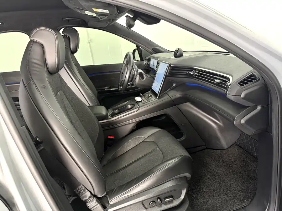 900x675_0_q87_c42_autohomecar__ChxpV2k-N1qAOzPRAAmi0lXW2HU960.jpg.webp Used NIO EC6 2020 440KM Performance Edition