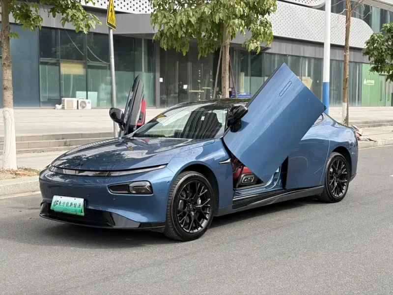 900x675_0_q87_c42_autohomecar__ChxpV2k-P5aAVs2xAAyxvrhqbjc716.jpg.webp Used Xpeng P7 2024 P7i 702 Max Pengyi Edition