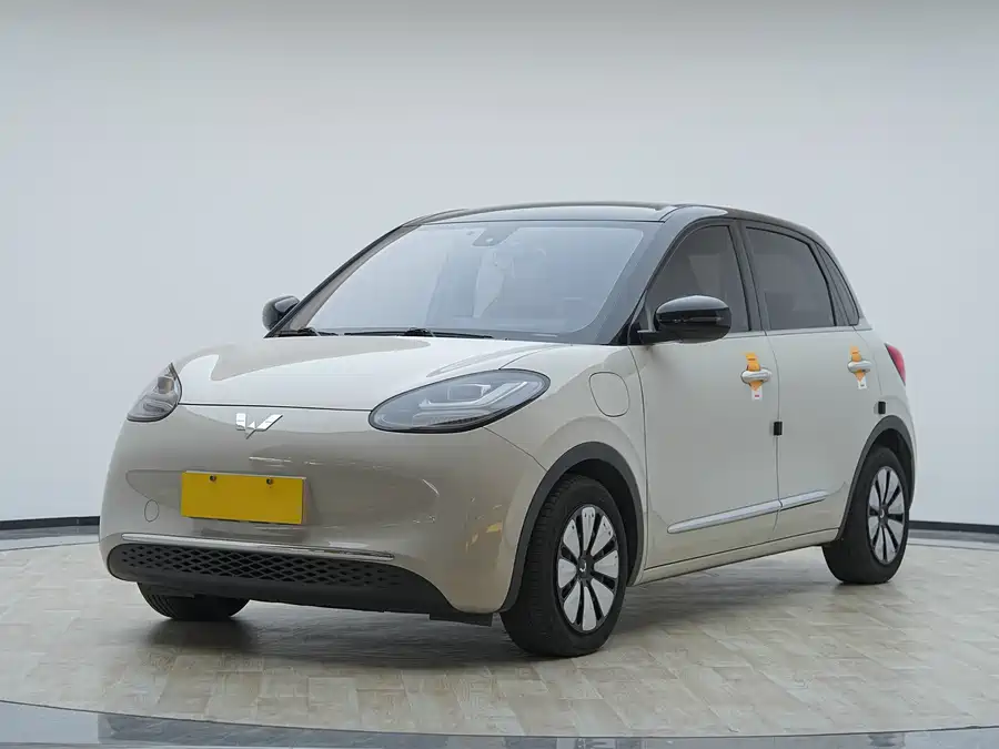 900x675_0_q87_c42_autohomecar__ChxpV2k-ZYuAPm3rAAUojEyau4w930.jpg.webp Used Wuling Bingo 2023 model 333km Yuexiang+ model