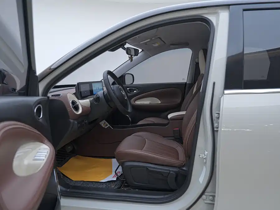 900x675_0_q87_c42_autohomecar__ChxpV2k-ZZCAfBtTAAUZ6g3UAQ8776.jpg.webp Used Wuling Bingo 2023 model 333km Yuexiang+ model