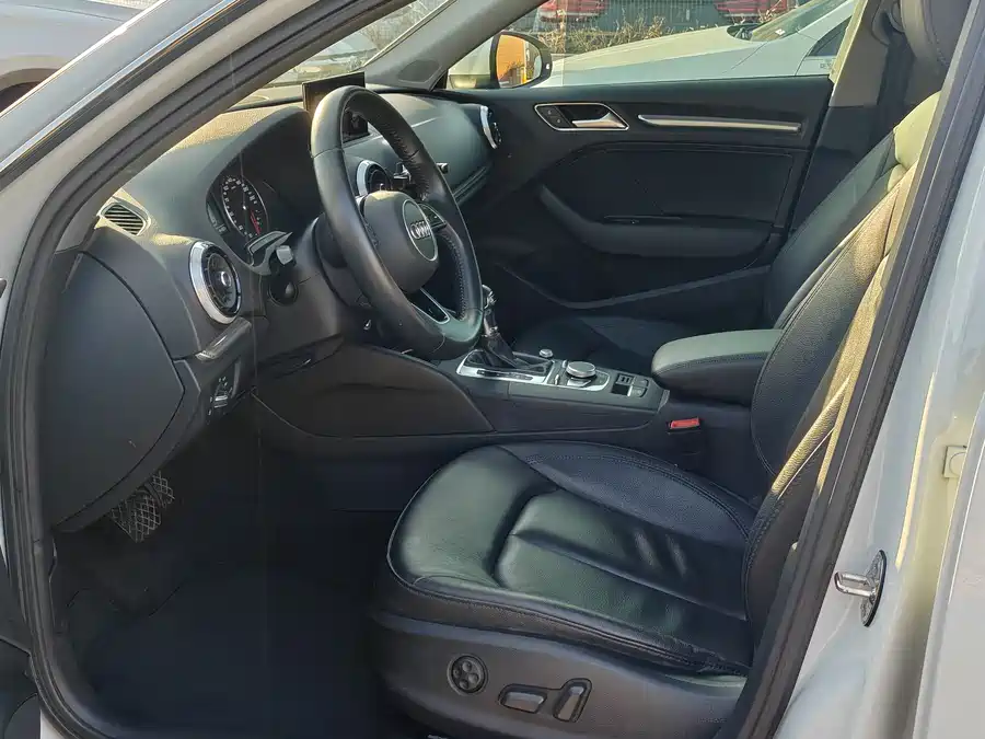 Used Audi A3 2019 Sportback 35 TFSI Fashion Type National V