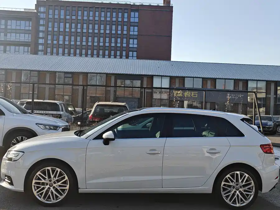 Used Audi A3 2019 Sportback 35 TFSI Fashion Type National V