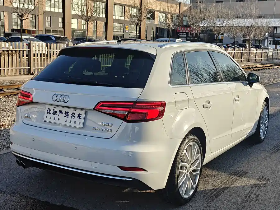 Used Audi A3 2019 Sportback 35 TFSI Fashion Type National V