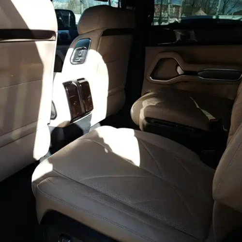 900x675_0_q87_c42_autohomecar__ChxpV2k09MaACMZfAAEeKU8hnFY369.jpg.webp Used BYD Leopard 8 2025 Zhiyong flagship drone version 6 seats