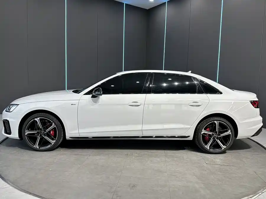 Used Audi A4L 2024 40 TFSI luxury and dynamic model