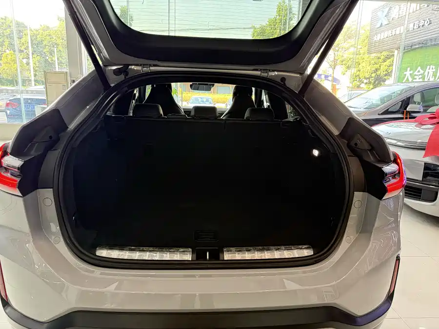 900x675_0_q87_c42_autohomecar__ChxpV2k24M-AZufvAAVnlfazxRQ317.jpg.webp Used NIO EC6 2020 430KM Sports Edition