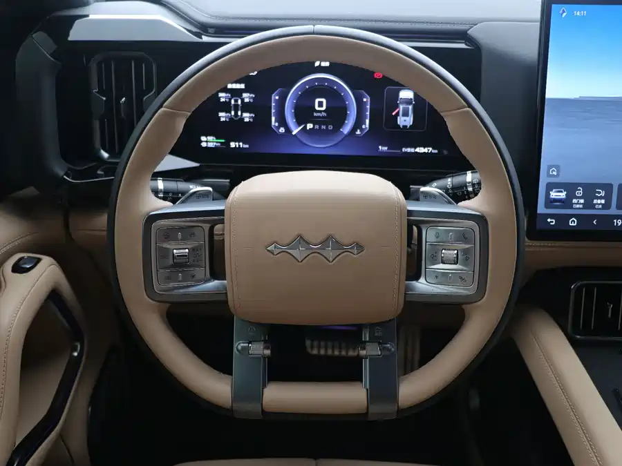 900x675_0_q87_c42_autohomecar__ChxpV2k2P_OAKFpsAAM_PjPZGPo336.jpg.webp Used BYD Leopard 8 2025 Zhiyong flagship version 7 seats