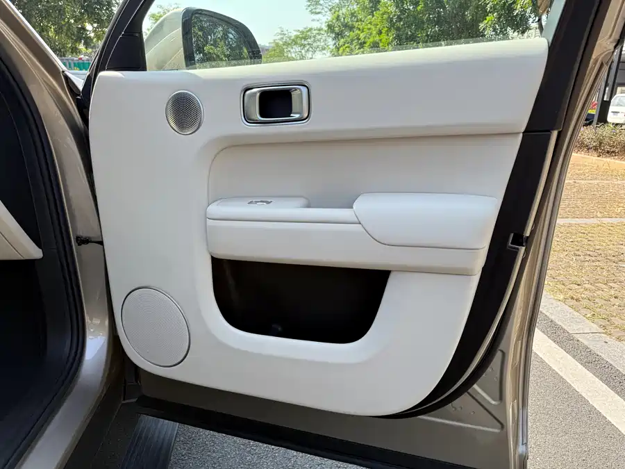 Used Li Auto L9 2024 Ultra
