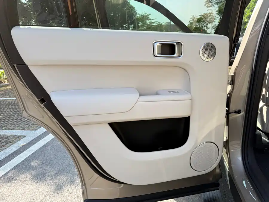 Used Li Auto L9 2024 Ultra