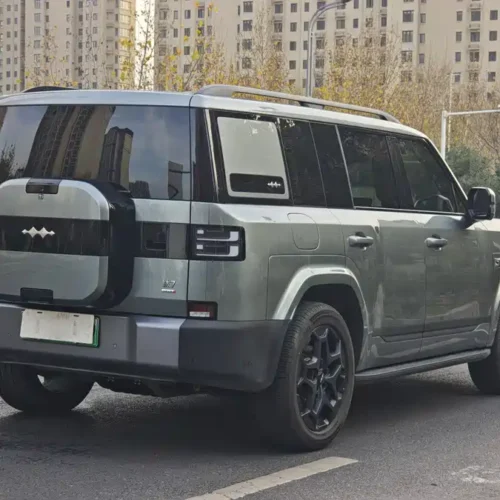 900x675_0_q87_c42_autohomecar__ChxpV2k2u2KAI9VHAAcNJA5wVZY369.jpg.webp Used BYD Leopard Titanium 7 2025 190KM four-wheel drive Ultra version