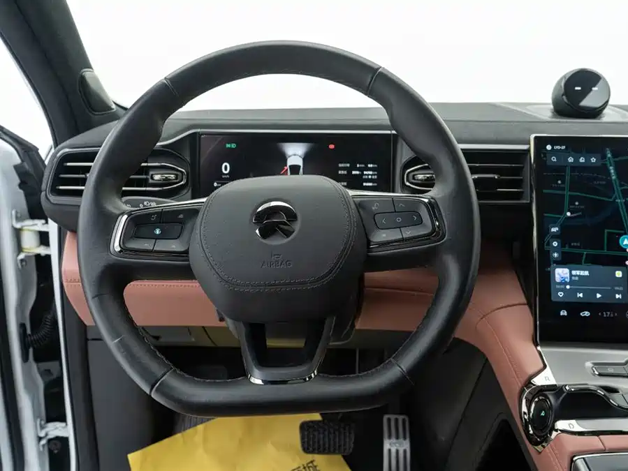 900x675_0_q87_c42_autohomecar__ChxpV2k36PGABNJlAAGLSiG13a8891.jpg.webp Used NIO EC6 2020 430KM Sports Edition