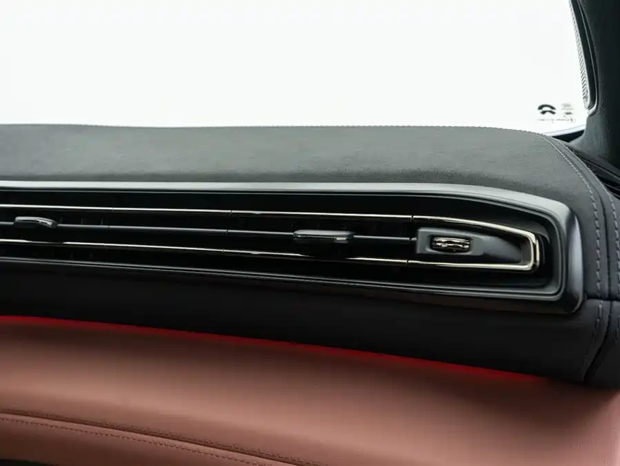 900x675_0_q87_c42_autohomecar__ChxpV2k36POAKX2nAAEMpo7y9u4079.jpg.webp Used NIO EC6 2020 430KM Sports Edition