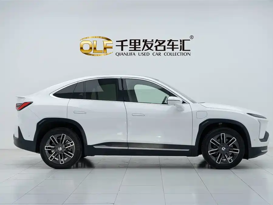 900x675_0_q87_c42_autohomecar__ChxpV2k36PaAc57GAAEDWbbTFg8049.jpg.webp Used NIO EC6 2020 430KM Sports Edition