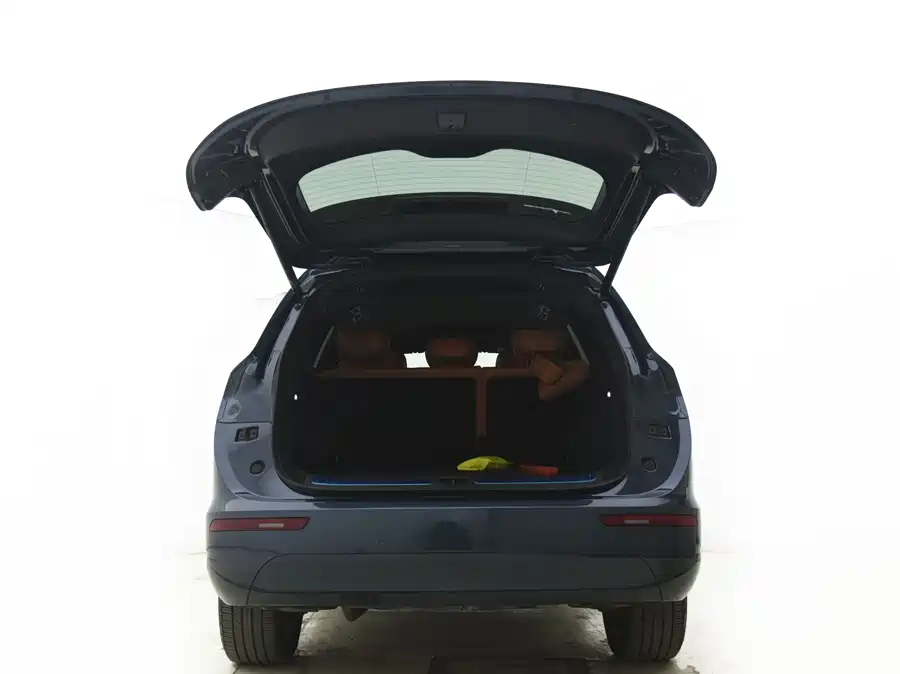 900x675_0_q87_c42_autohomecar__ChxpV2k3wZaAOyUxAAGiJAzghOI389.jpg.webp Used HUAWEI AITO M7 2024 1.5T Intelligent Driving Four-wheel Drive Ultra Version 5 Seats