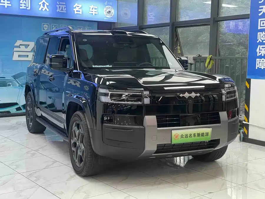 900x675_0_q87_c42_autohomecar__ChxpV2k44WeAPlSNAAj53LWEqjY233.jpg.webp Used BYD Leopard Titanium 7 2025 190KM four-wheel drive Ultra version