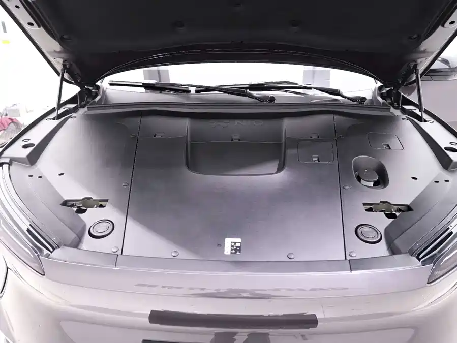 Used NIO ES6 2024 model 75kWh