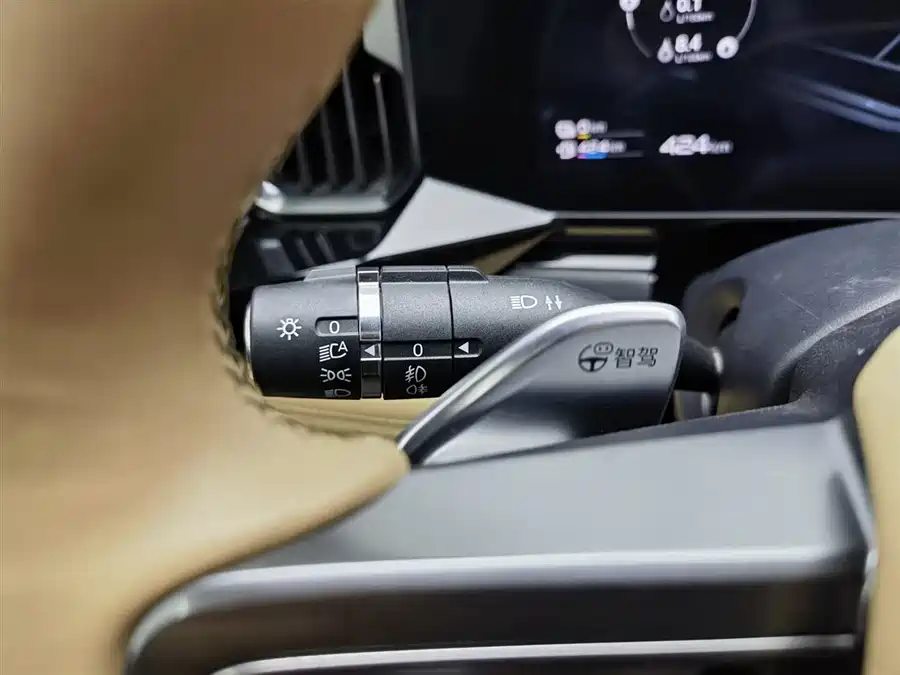 900x675_0_q87_c42_autohomecar__ChxpV2k6XR-AfwzLAAEUEZRK64A469.jpg.webp Used BYD Leopard 8 2025 Zhiyong flagship version 7 seats