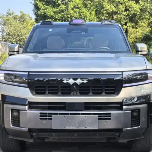 900x675_0_q87_c42_autohomecar__ChxpV2k6j_iAG73aAAfGTwJmMSg720.jpg.webp Used BYD Leopard 8 2025 Zhiyong flagship version 7 seats