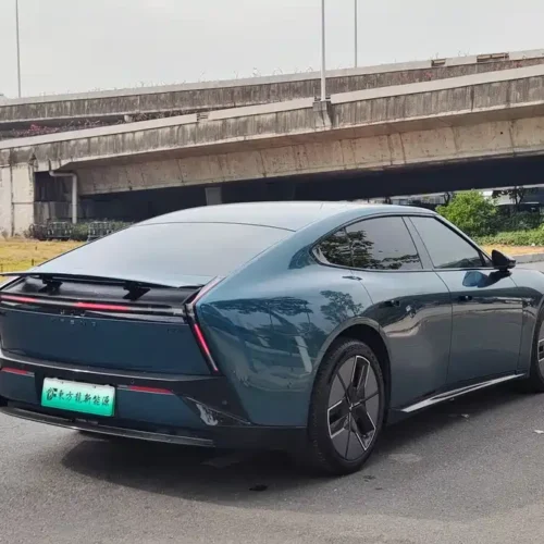 900x675_0_q87_c42_autohomecar__ChxpV2k6jxSAFvwIAAoQIrLyhYo501.jpg.webp Used Xpeng P7 2025 702 Long Battery Life Ultra