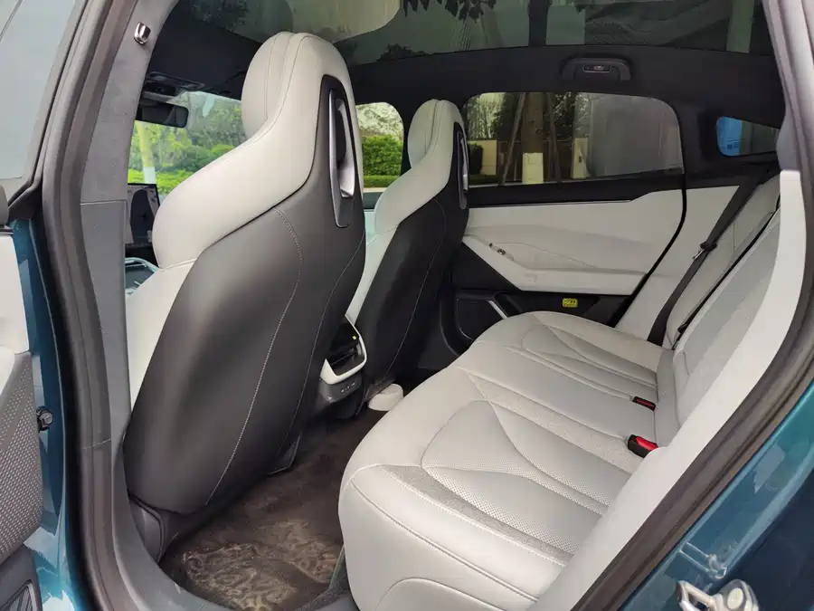 900x675_0_q87_c42_autohomecar__ChxpV2k6jxiADuDiAAdyitqXoPs200.jpg.webp Used Xpeng P7 2025 702 Long Battery Life Ultra