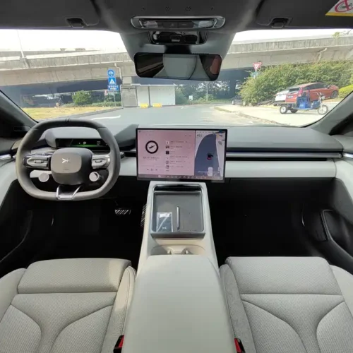 900x675_0_q87_c42_autohomecar__ChxpV2k6jxuAKiqhAAoVnSJRAXc590.jpg.webp Used Xpeng P7 2025 702 Long Battery Life Ultra