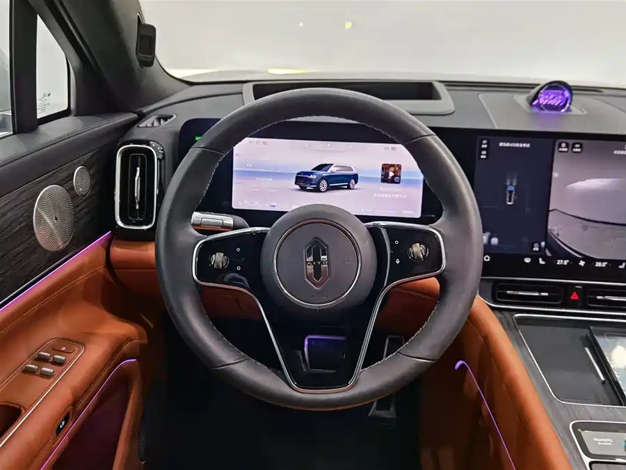 900x675_0_q87_c42_autohomecar__ChxpV2k75xmAedc4AAGwng4uboI847.jpg.webp Used AITO M9 2024 extended range Ultra version 42kWh 6-seater version